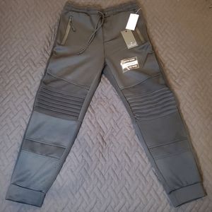 Kids Black joggers size 12L boys  NWT